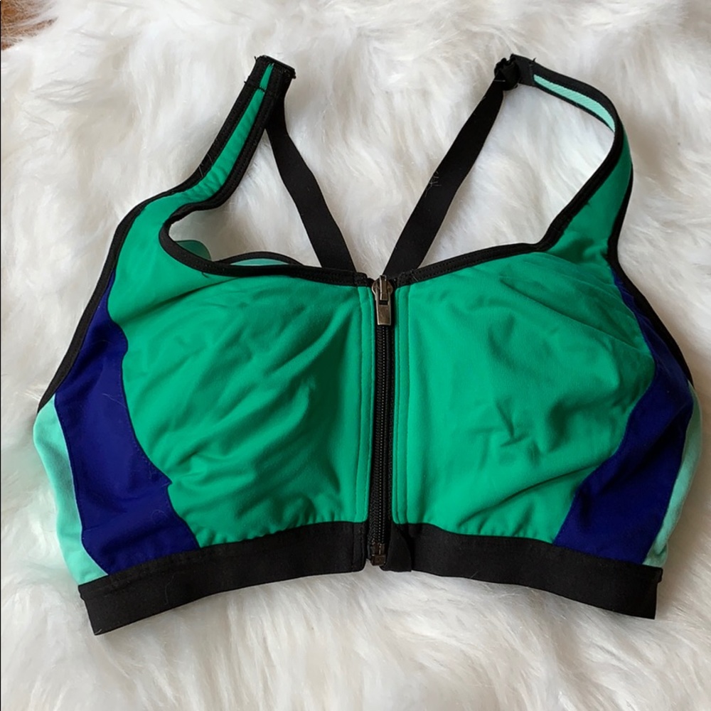 VSX SPORTS BRA SALE 🌺